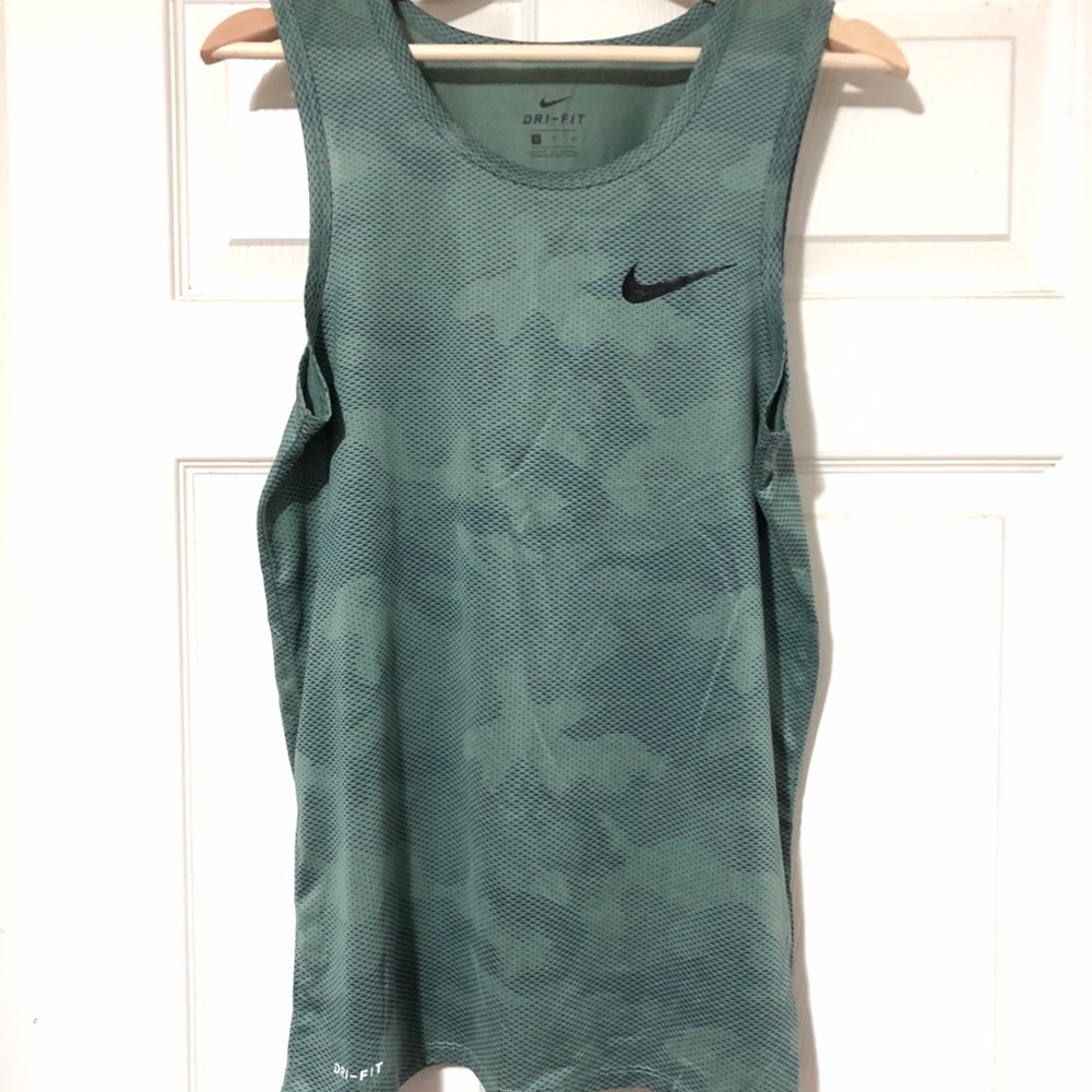 Nike dri fit tank top